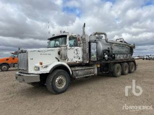 Photo of a 2009 Western Star 4900