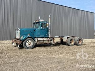 Photo of a 1986 Western Star 4964-2