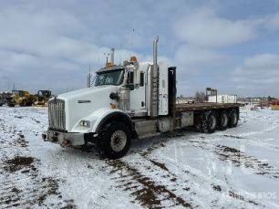 Photo of a 2016 Kenworth T800