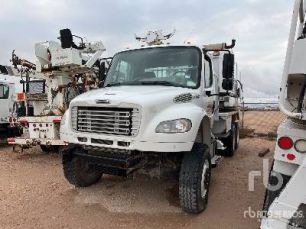 Photo of a 2014 Freightliner M2 106