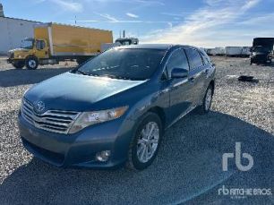 Photo of a 2010 Toyota VENZA