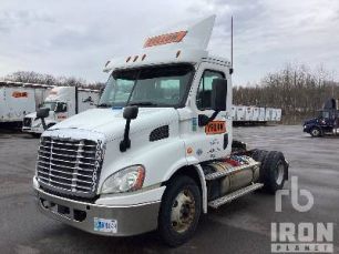 Photo of a 2016 Freightliner CASCADIA 113