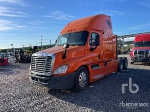 Photo of a 2013 Freightliner CASCADIA 125