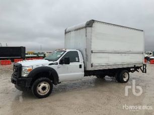 Photo of a 2015 Ford F-450