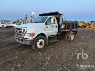 Photo of a 2007 Ford F-750