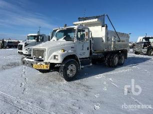 Photo of a 2004 Freightliner FL80
