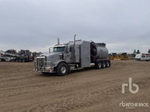 Photo of a 2018 Kenworth T800