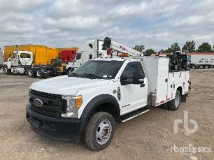 Photo of a 2017 Ford F-550