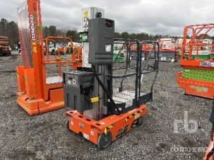 Photo of a 2003 JLG 12SP