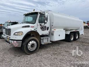 Photo of a 2008 Freightliner M2 106