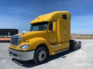 Photo of a 2014 Freightliner COLUMBIA CL120