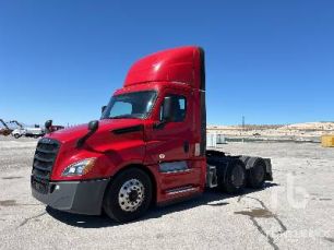 Photo of a 2020 Freightliner CASCADIA 126