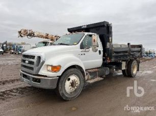 Photo of a 2009 Ford F-650