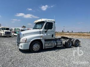 Photo of a 2011 Freightliner CASCADIA 125