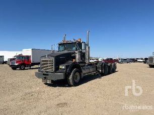 Photo of a 2000 Kenworth T800