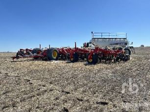 Photo of a 2022 Bourgault 3330SE