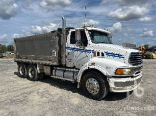 Photo of a 2005 Sterling AT9500