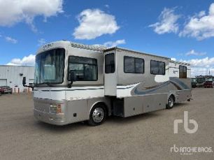 Photo of a 2000 Fleetwood BOUNDER