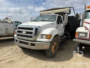Photo of a 2007 Ford F-750