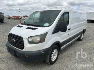Photo of a 2016 Ford TRANSIT 250