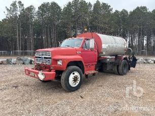 Photo of a 1993 Ford F700