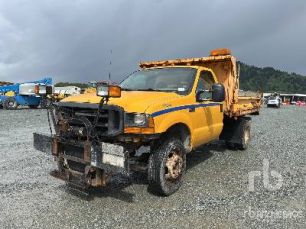 Photo of a 2000 Ford F-450