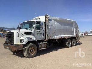 Photo of a 2013 Freightliner 108SD