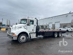 Photo of a 2004 Kenworth T300