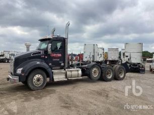 Photo of a 2020 Kenworth T880