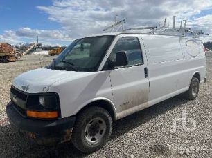 Photo of a 2005 Chevrolet G2500