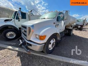 Photo of a 2008 Ford F-650