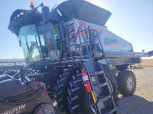 Photo of a 2023 Gleaner S97