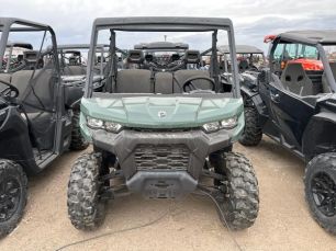 Photo of a 2023 Can Am DEFENDER HD7 DPS