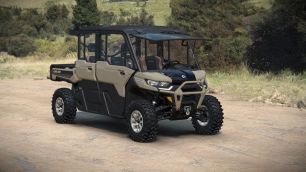 Photo of a 2024 Can Am DEFENDER MAX LIMITED HD10