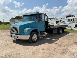 Photo of a 2000 Freightliner FL60