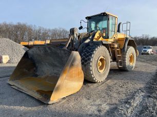 Photo of a 2012 Volvo L150G