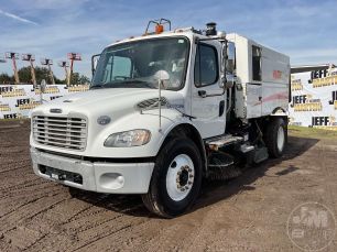 Photo of a 2019 Freightliner M2-106