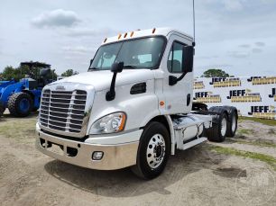 Photo of a 2013 Freightliner CASCADIA