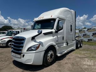 Photo of a 2021 Freightliner CASCADIA