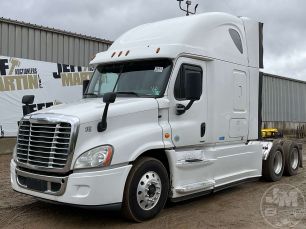 Photo of a 2016 Freightliner CASCADIA
