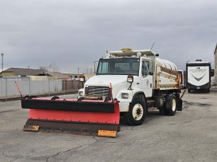 Photo of a 2004 Freightliner FL70