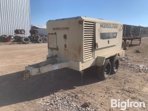 Photo of a 1996 Ingersoll Rand XP825