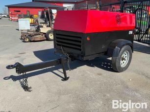 Photo of a 2015 Chicago Pneumatic  185 CFM