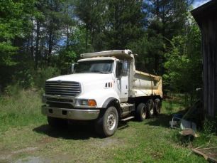 Photo of a 2007 Sterling LT9511