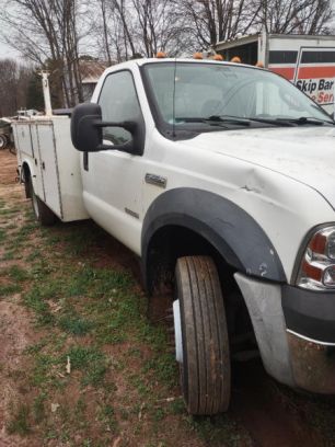 Photo of a 2007 Ford F-450