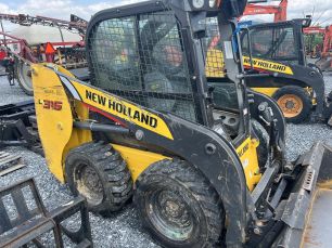 Photo of a 2021 New Holland L316