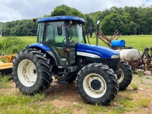 Photo of a 2007 New Holland TD95D