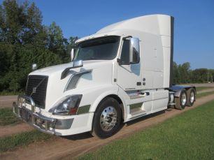 Photo of a 2015 Volvo VNL64T630