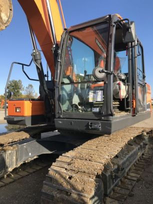 Photo of a 2020 Doosan Crawler Excavators DX170LC-5