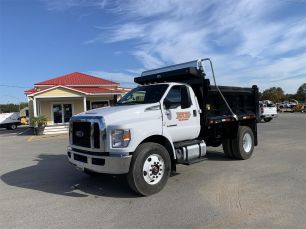 Photo of a 2022 Ford F750